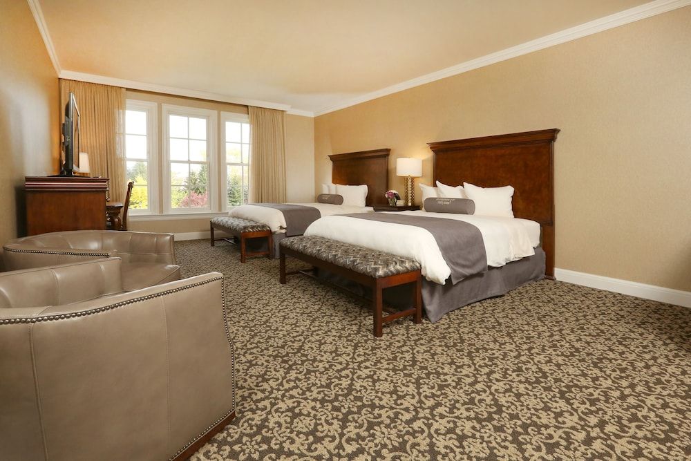 Luxury Room, 2 Queen Beds