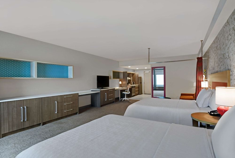 Studio, 2 Queen Beds, Accessible, Bathtub (Mobility & Hearing)