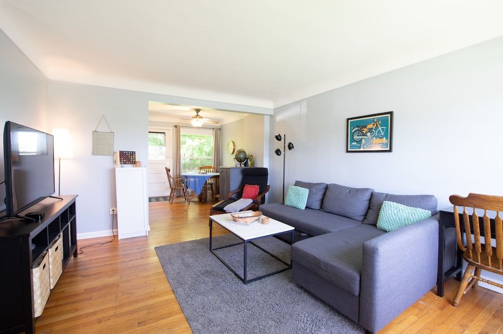 Condo, 2 Bedrooms