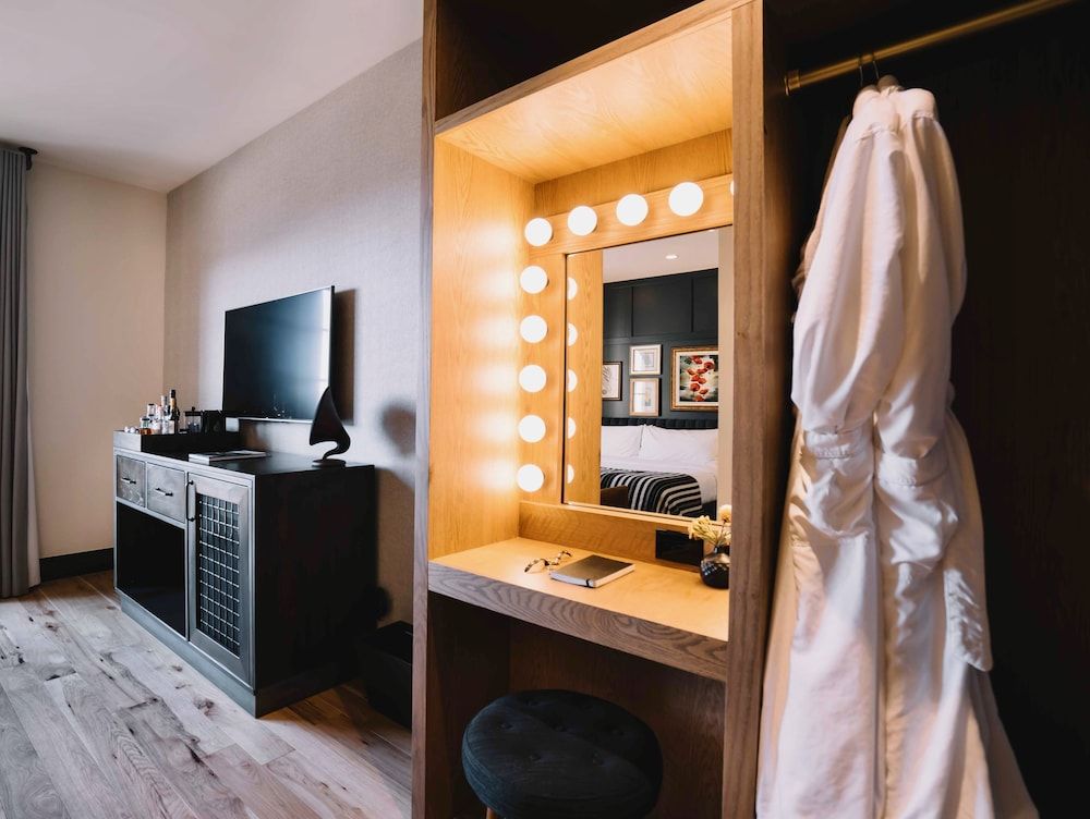 The Ramble Hotel Juliette Queen - 1 Queen Bed 3