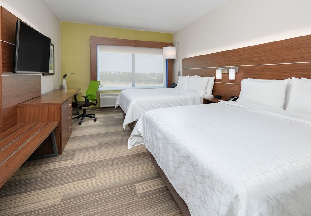 Standard Room, 2 Queen Beds, Accessible (Mobility)