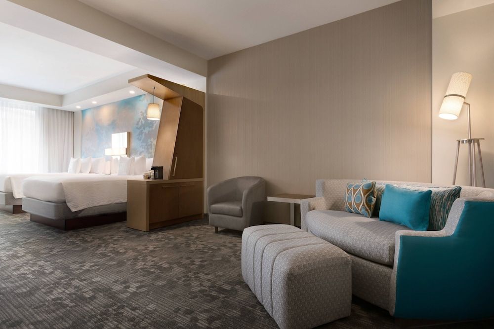 Suite, Multiple Beds
