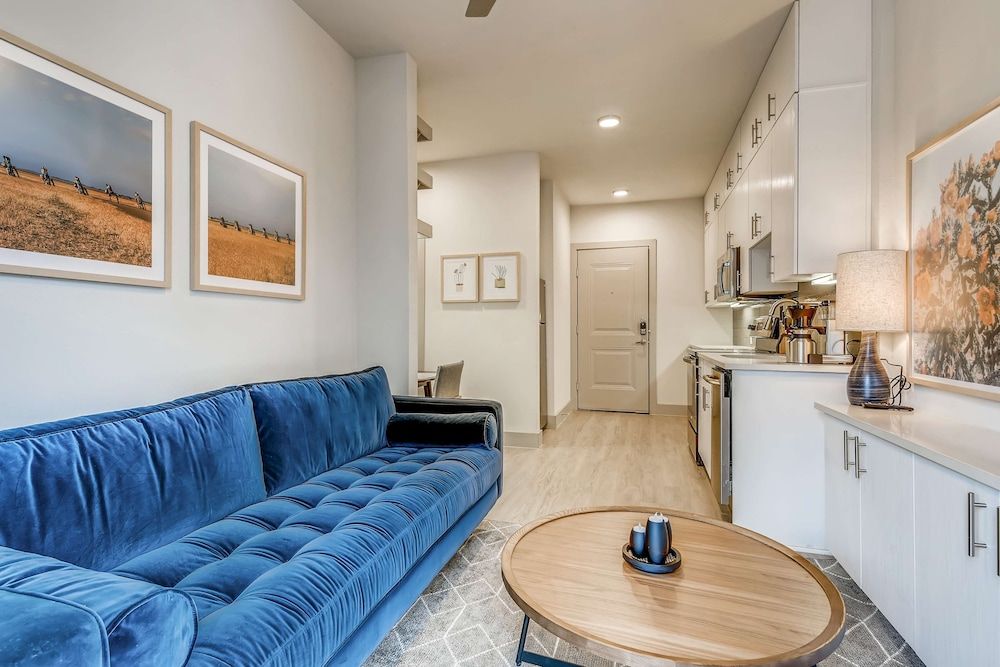 undefined Sentral East Austin at 1630 E. Sixth 3