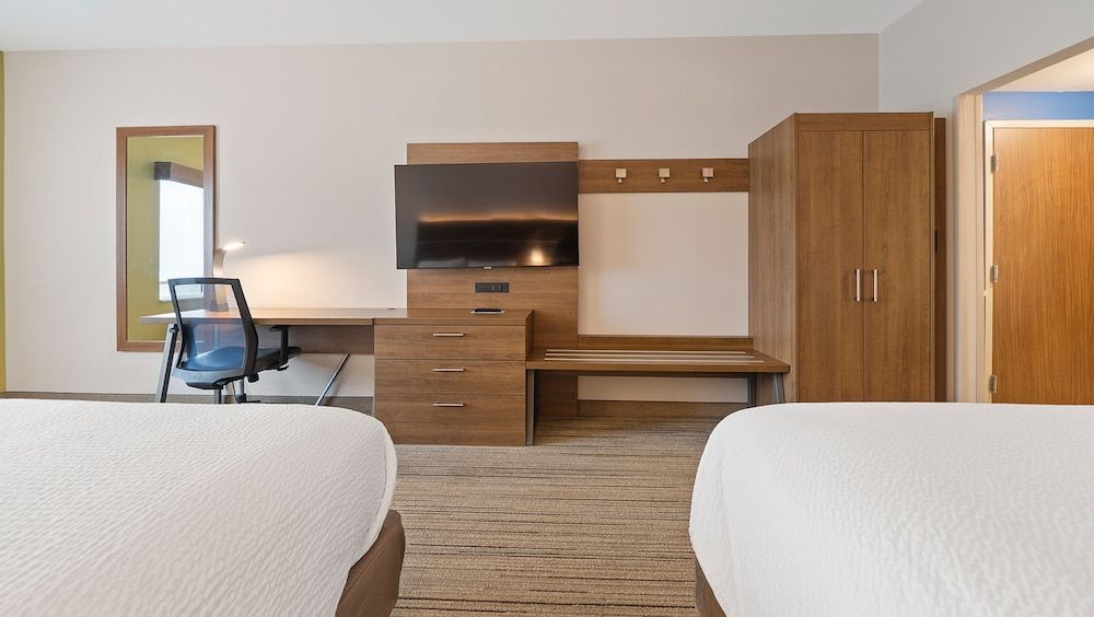 Standard Room, 2 Queen Beds, Accessible (Communications, Access Tub)