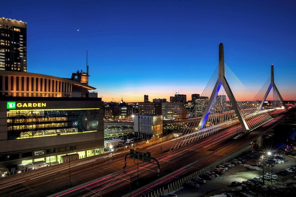 undefined Courtyard by Marriott Boston Downtown/North Station 4