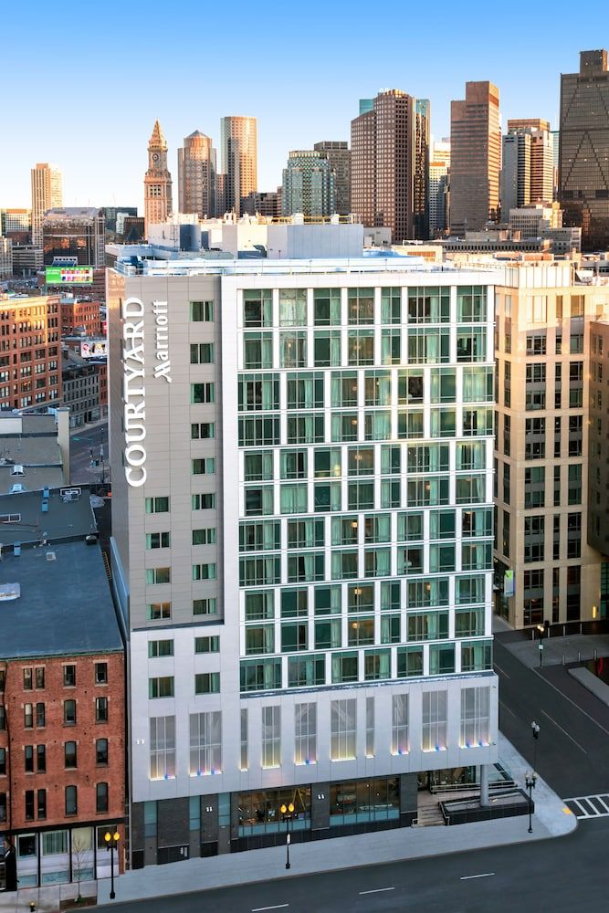 undefined Courtyard by Marriott Boston Downtown/North Station 6