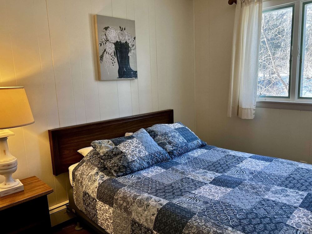 Room, Multiple Beds, Annex Building