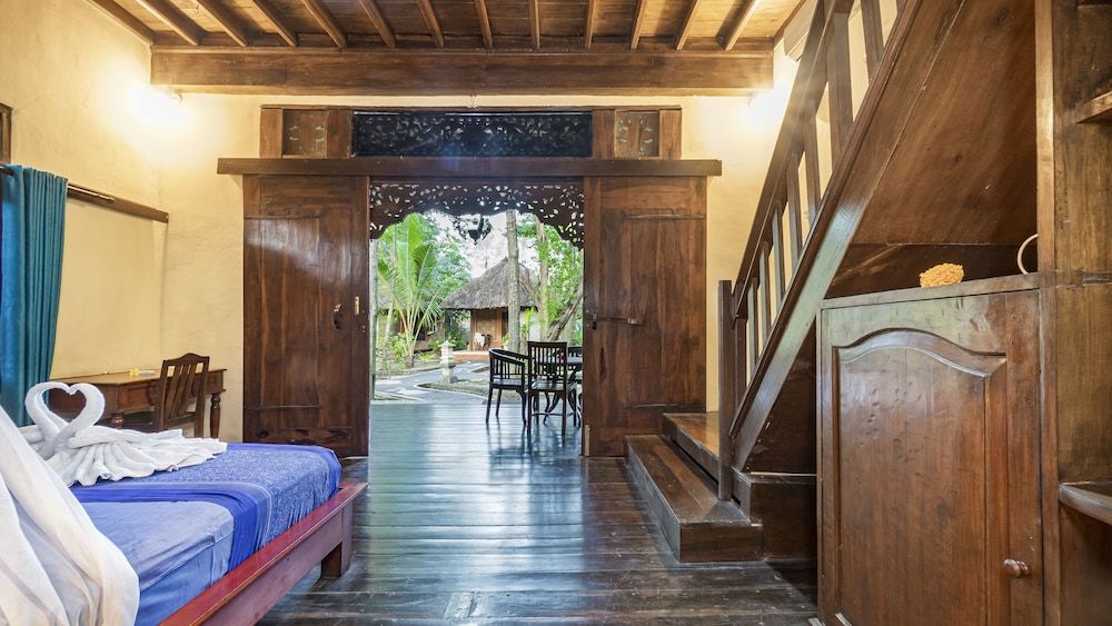 Alam Gili Suite Fish 2