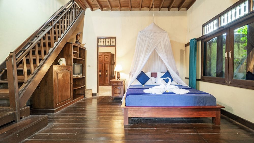 Alam Gili Suite Fish 6