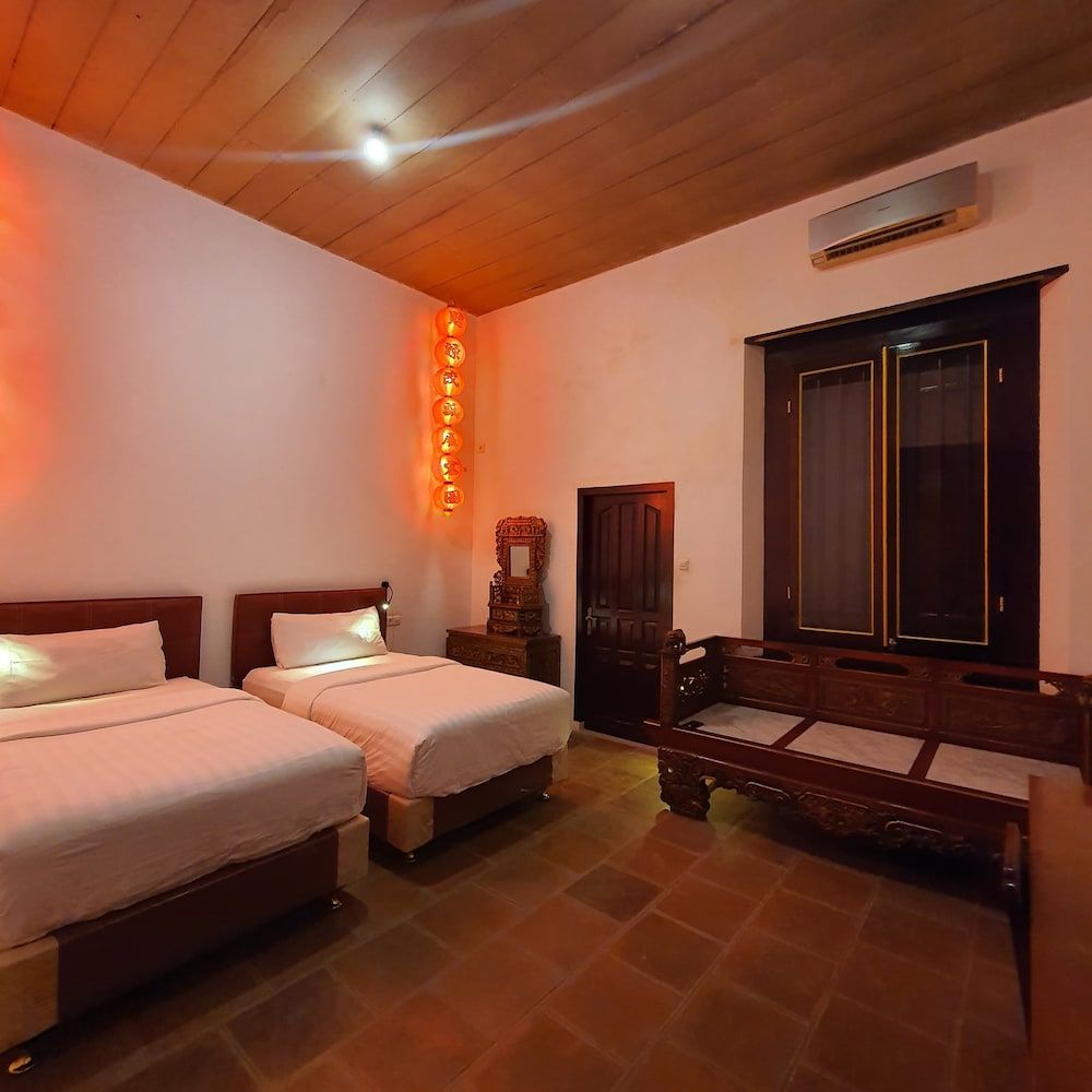 Tiongkok Kecil Heritage Lasem Deluxe Room 4