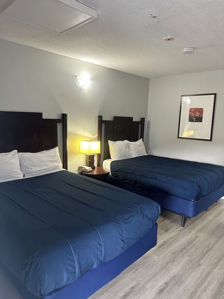 Double Room, 2 Double Beds, Accessible