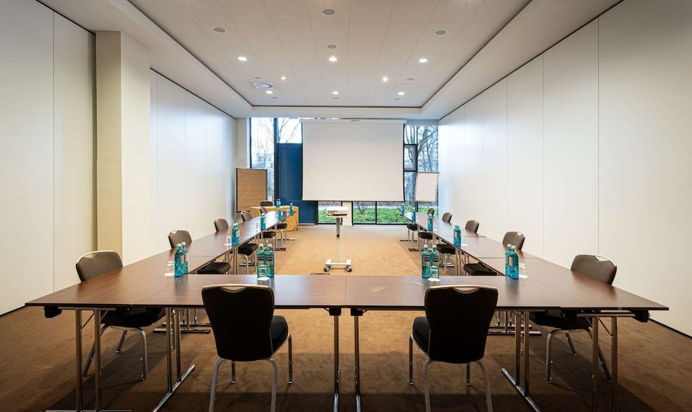 undefined Rilano 24/7 Hotel München 3