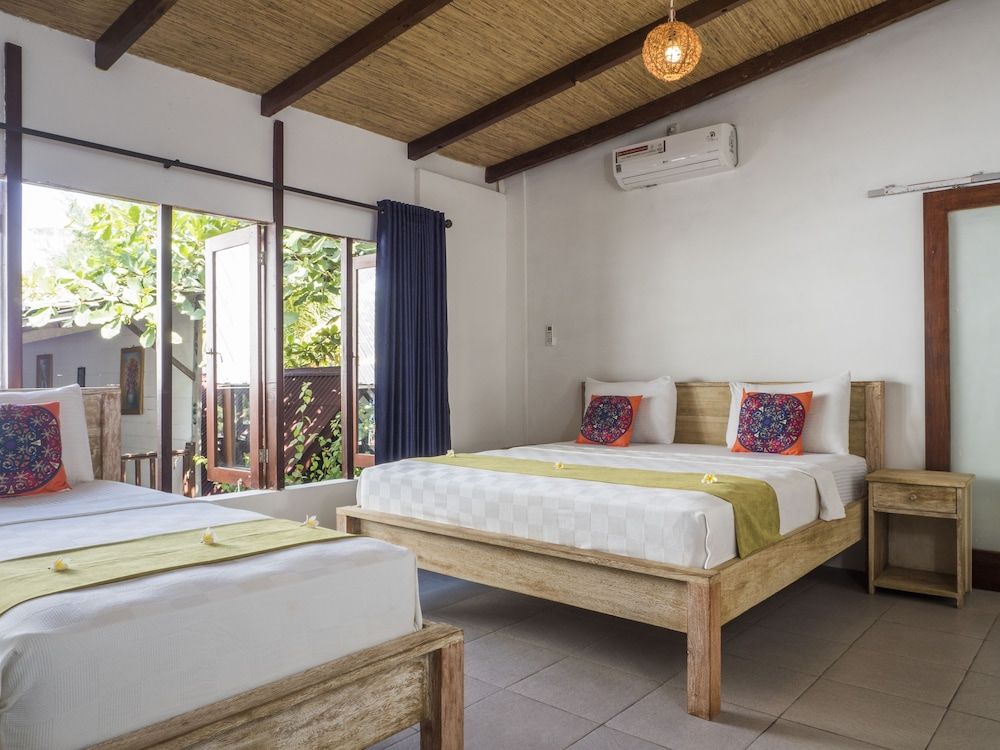 Deluxe Bungalow, Multiple Beds, Beach View, Beachfront