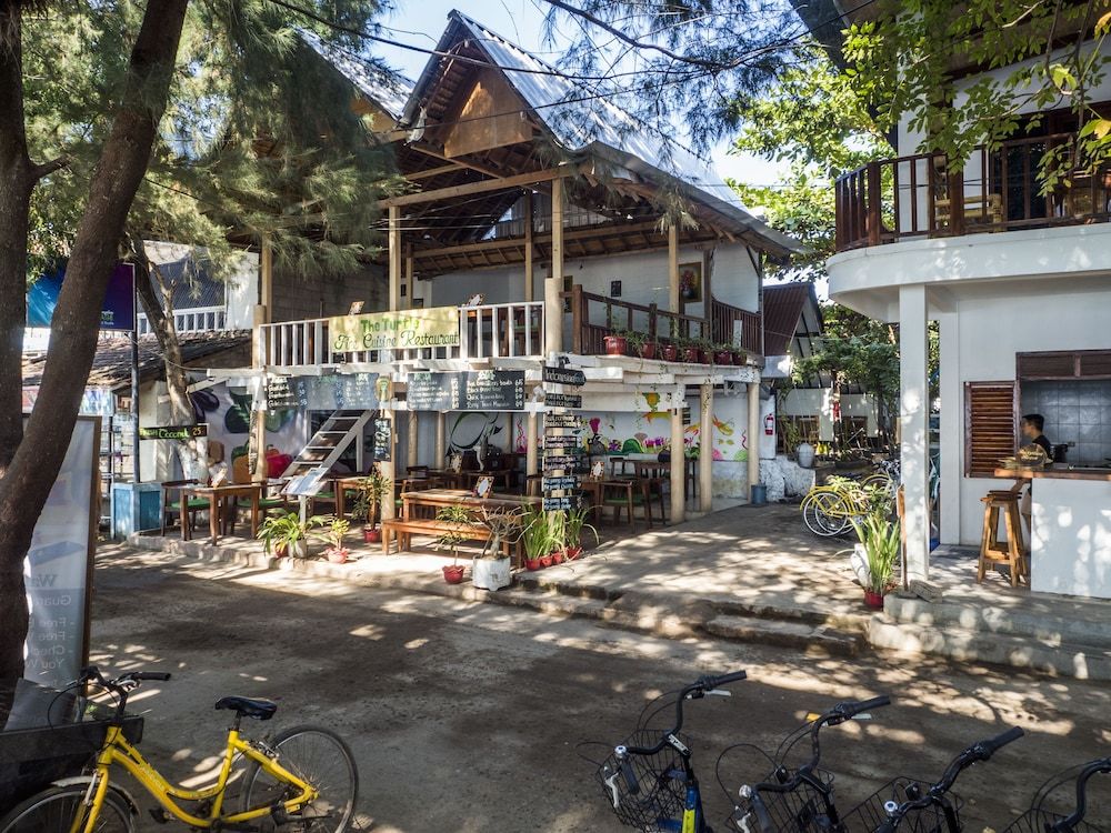 undefined Gili Turtle Beach Resort 9