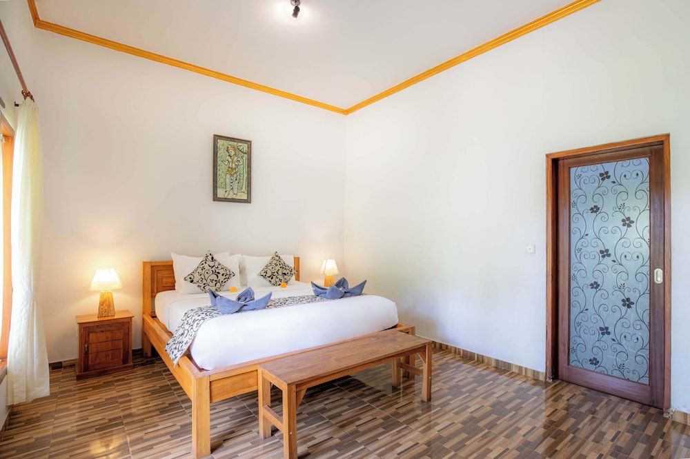 Crystal Bay Villa Deluxe Villa, 1 King Bed, Smoking, Pool View 7