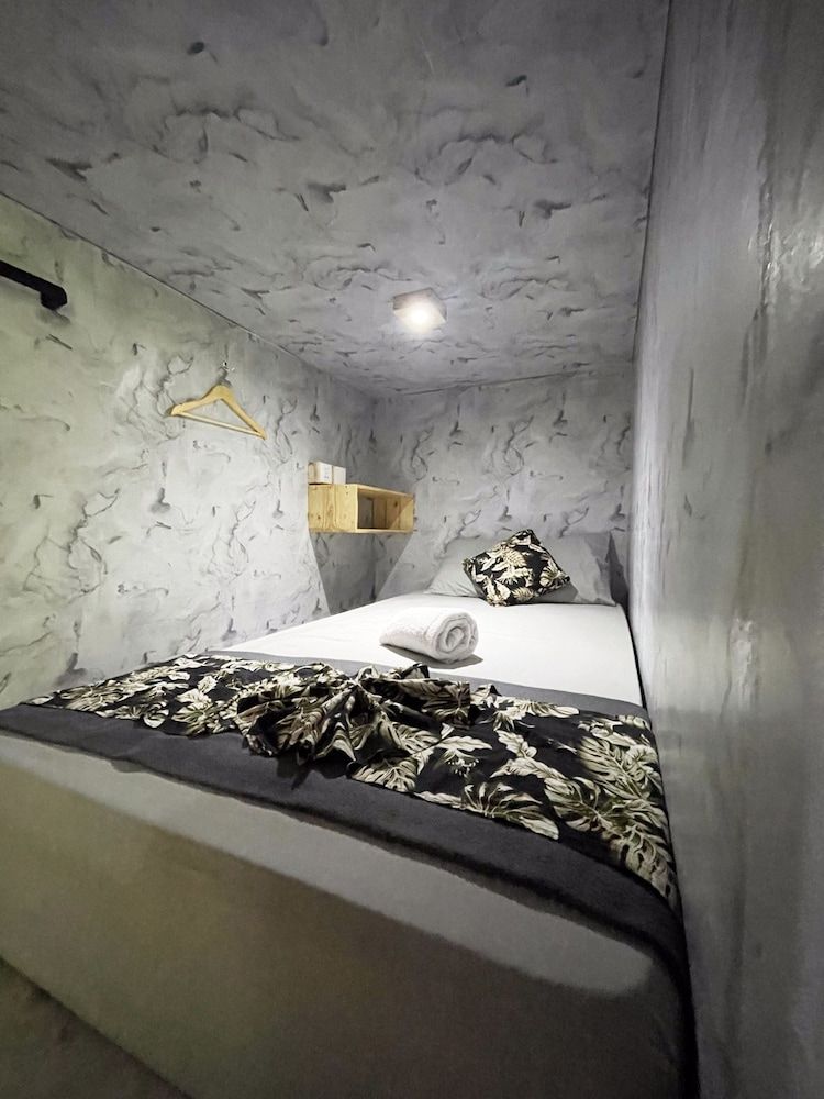 Apit Lawang Villas Deluxe Shared Dormitory 5