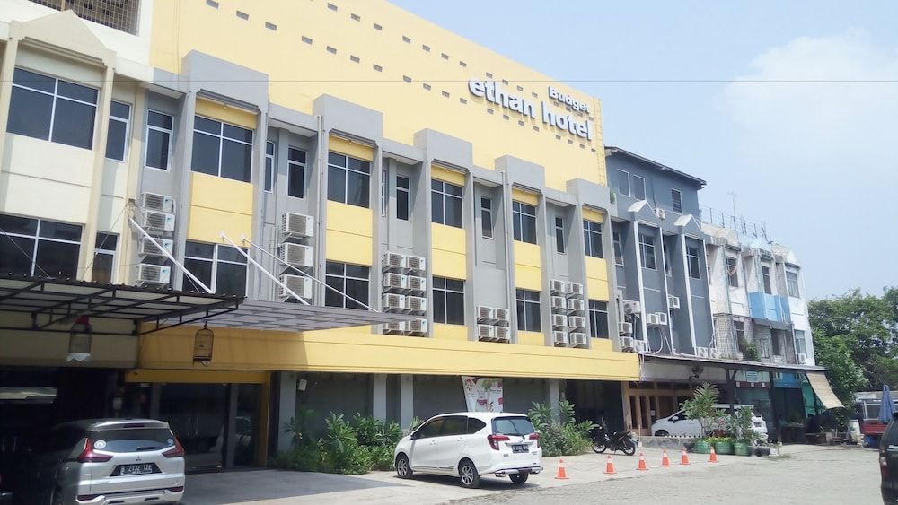 undefined Ethan Hotel Cilincing Plaza 3