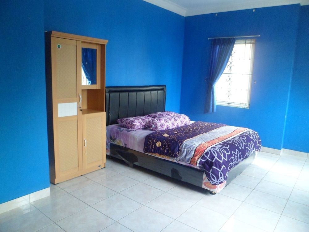 Villa Kota Bunga Lavender House, 3 Bedrooms