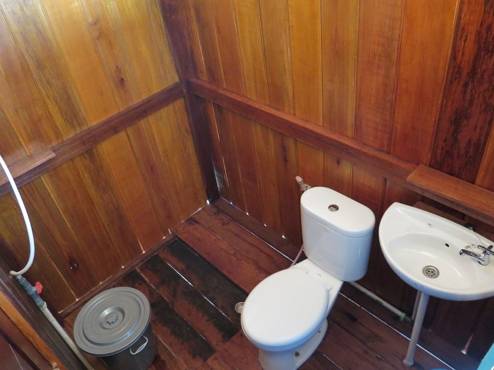 HamuEco Dive Resort Raja Ampat Panoramic Twin Room, 2 Twin Beds, Ocean View 9