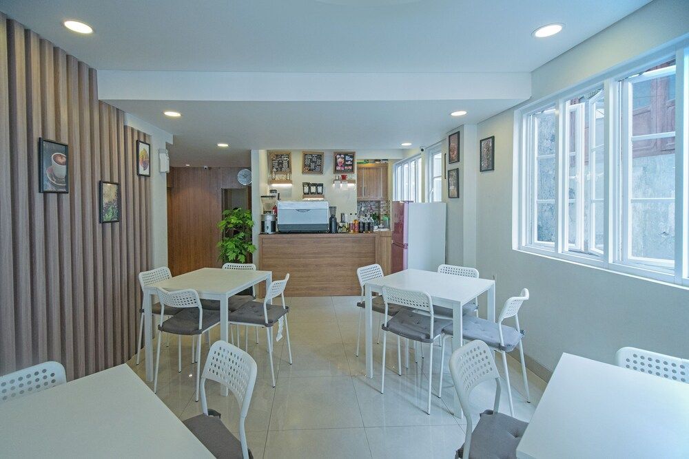 undefined Flagship 101 Apple Platinum 9