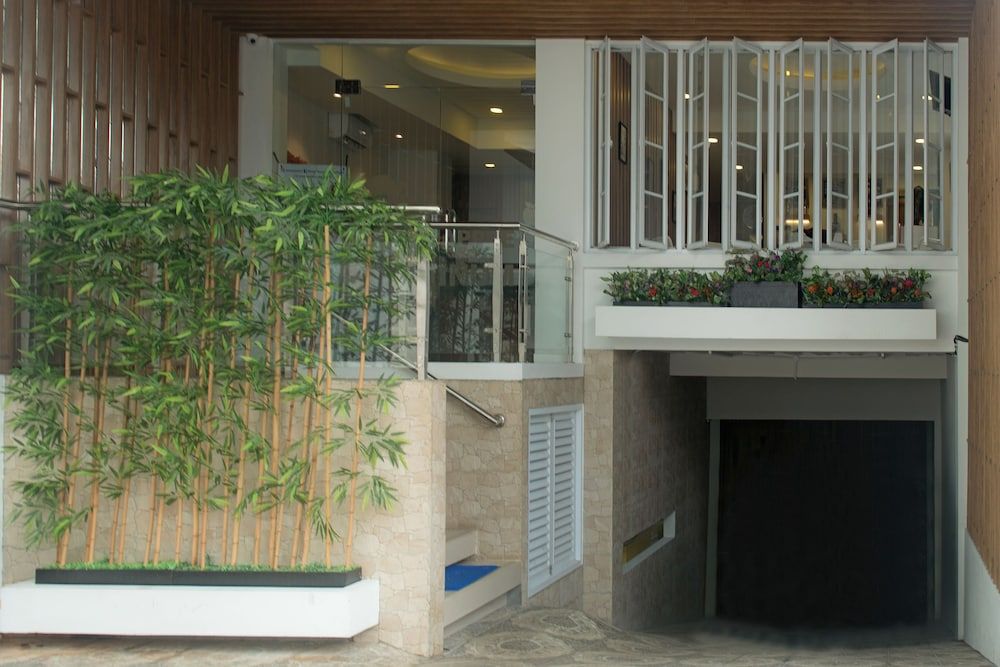 undefined Flagship 101 Apple Platinum 5