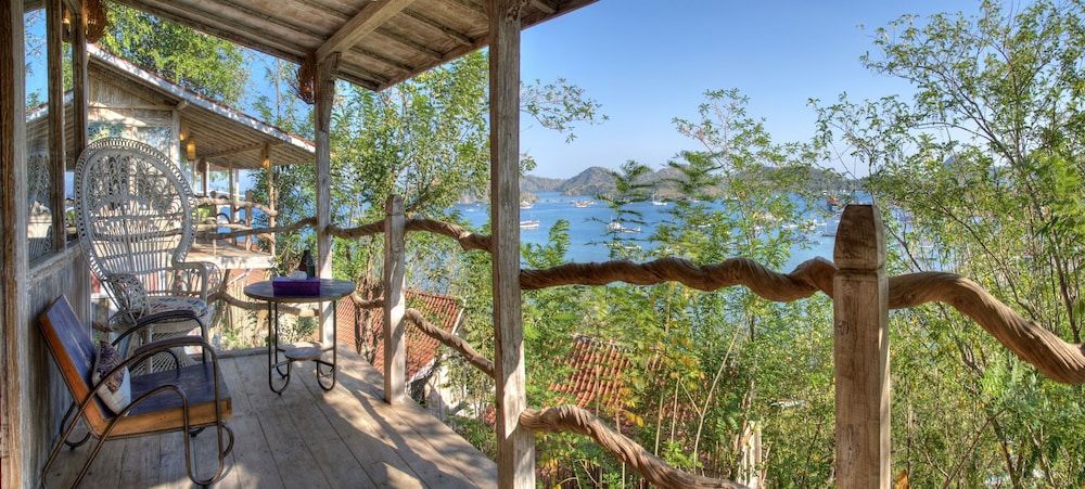 Selini on the Hill Villas Deluxe Tree House, 1 Double Bed, Balcony 7