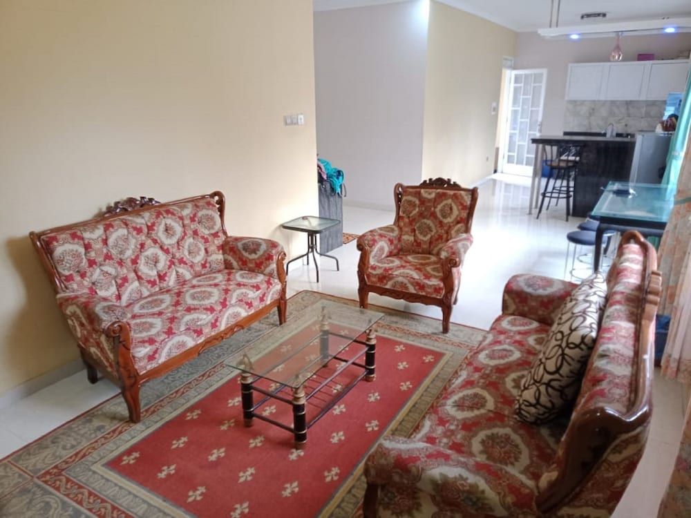 Villa Kota Bunga Azalea Villa, 3 Bedrooms 5