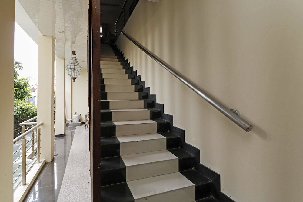 undefined RedDoorz Plus near Halim Perdanakusuma 2 10