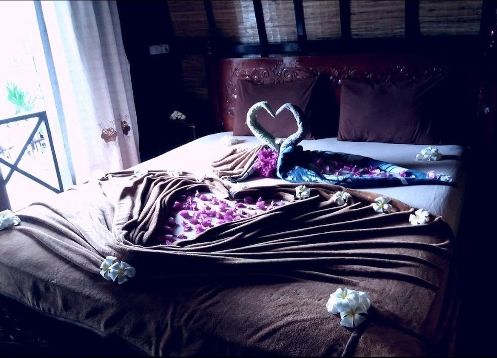 Bale Sasak Bungalow, Pool View