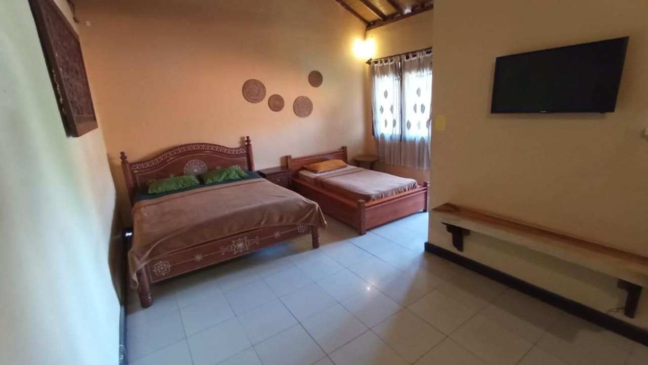 undefined Bale Sasak 9