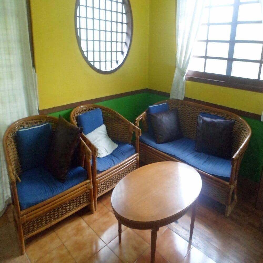 Villa Kota Bunga Seruni House, 3 Bedrooms 9