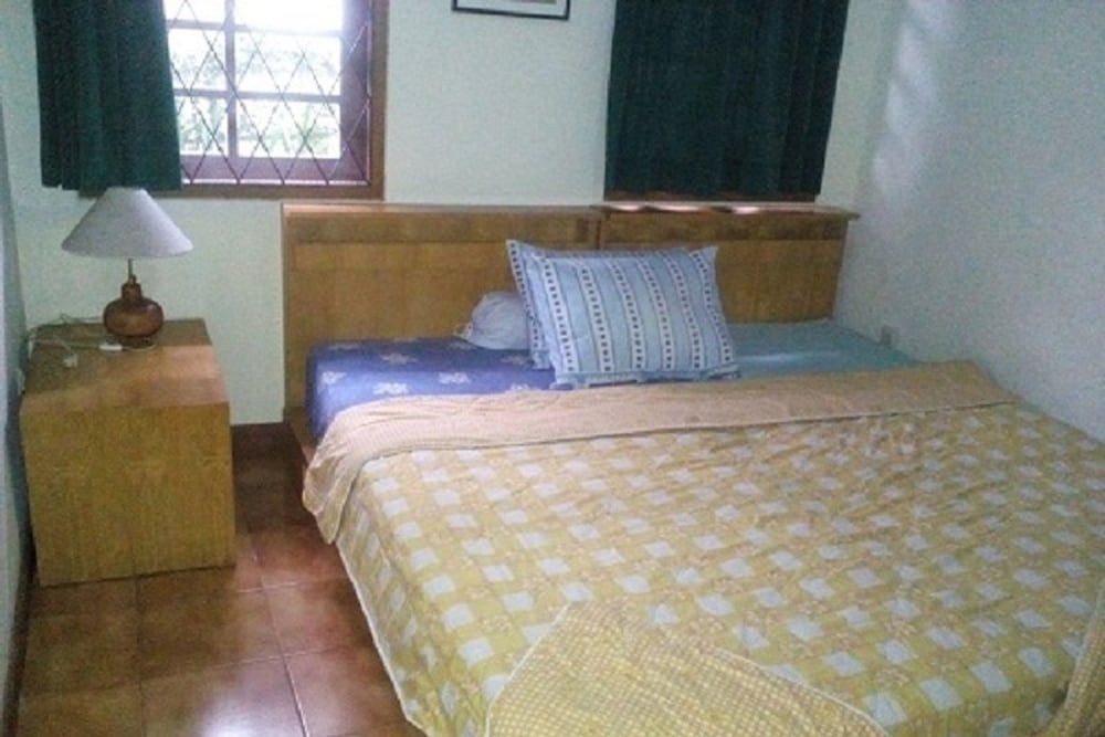 Villa Kota Bunga Seruni House, 3 Bedrooms