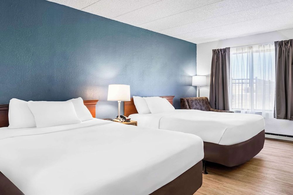 Standard Room, 2 Queen Beds, Non Smoking