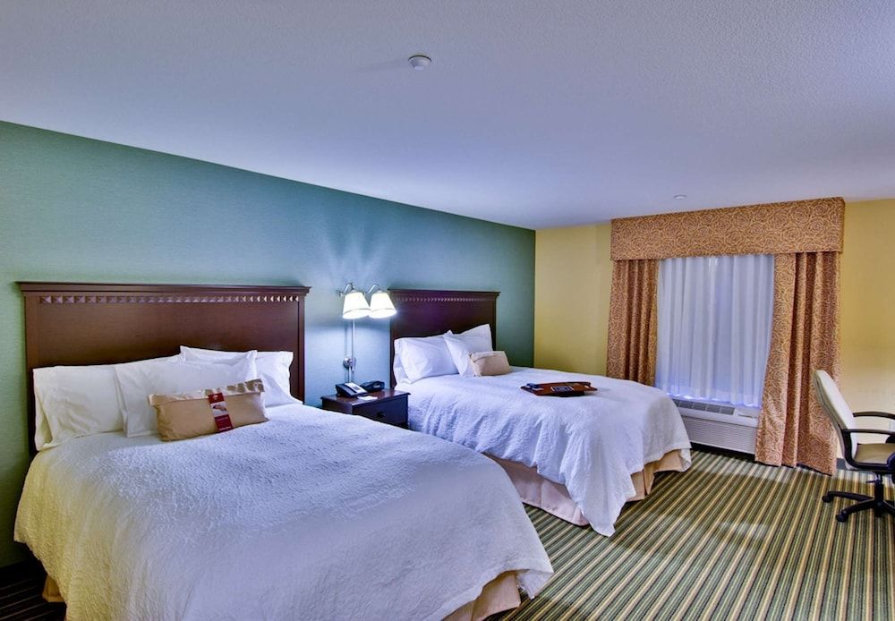 Room, 2 Queen Beds, Refrigerator & Microwave