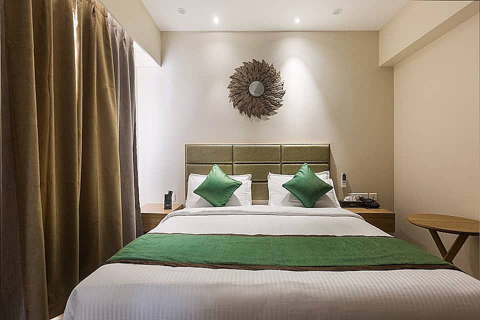 Floressa Randa Business Hotel Randa Residence with Balcony 3