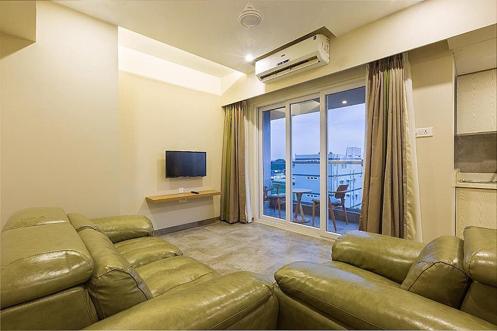 Floressa Randa Business Hotel Randa Residence with Balcony 8