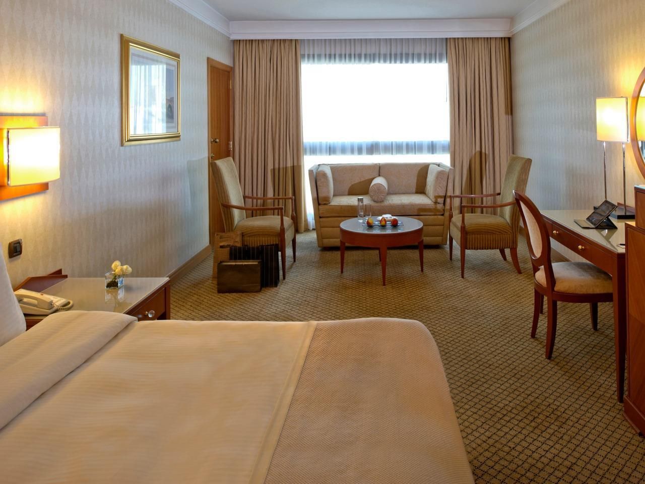 High Floor Superior, Guest room