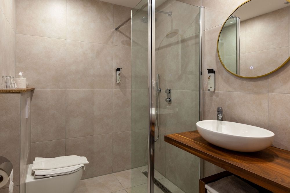 Amsterdam Airport Hotel Uithoorn Business Room, 2 Twin Beds, Non Smoking 8