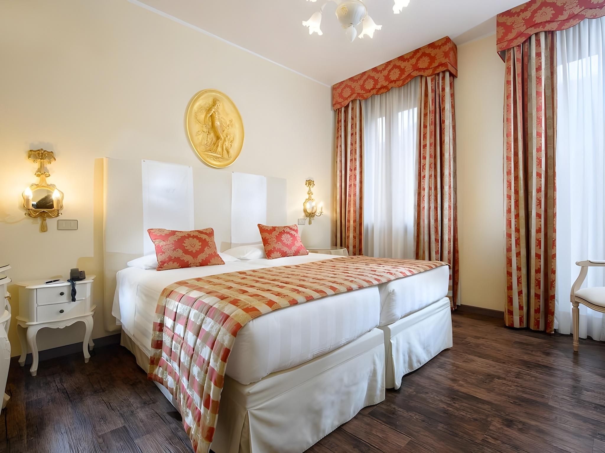 undefined Hotel Principe 10