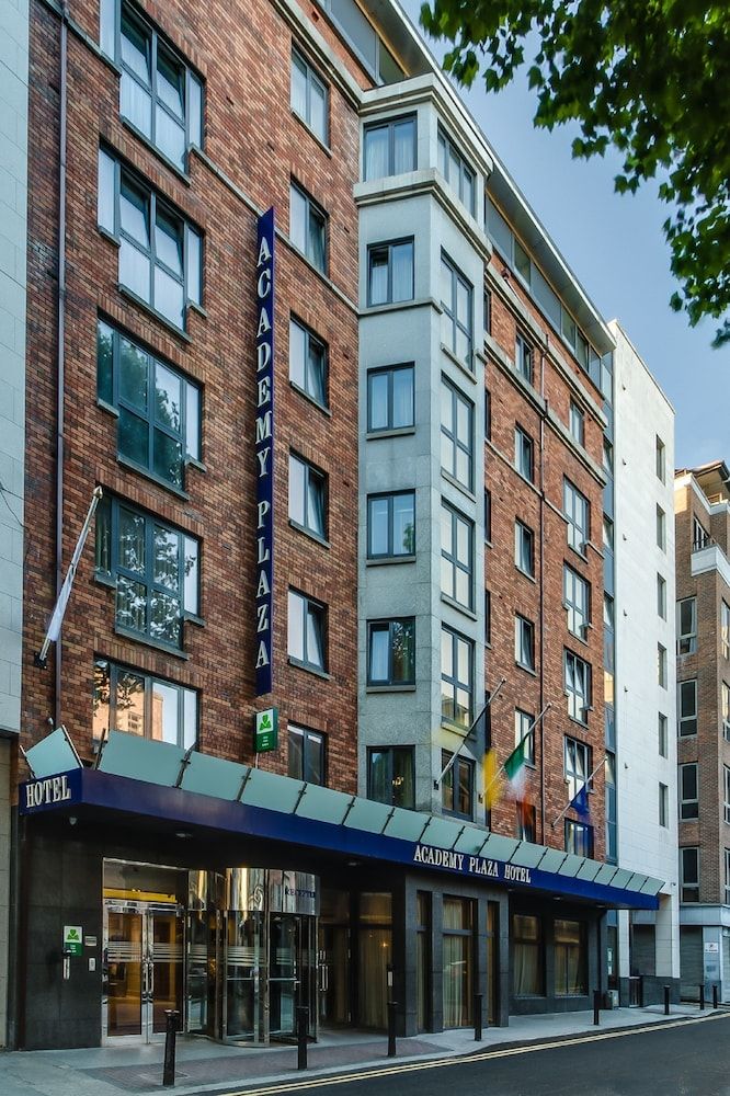 undefined Academy Plaza Hotel 7