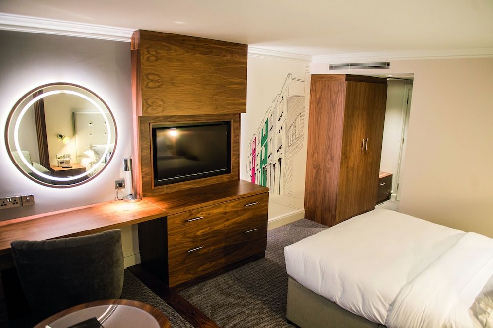 Aztec Hotel & Spa Family Double Room, 1 Double Bed with Sofa bed