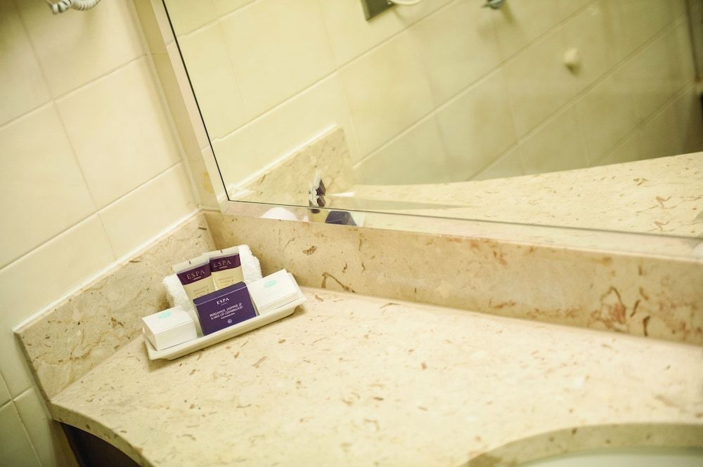 Aztec Hotel & Spa Standard Double Room 3