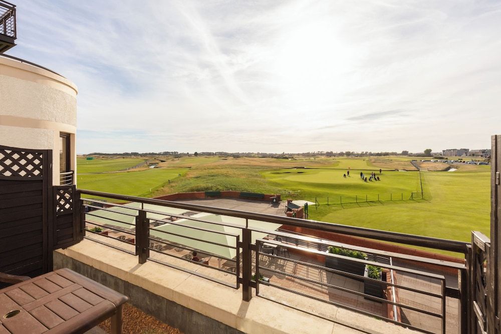 Carnoustie Golf Hotel Deluxe Double Room, Golf View (Balcony) 4
