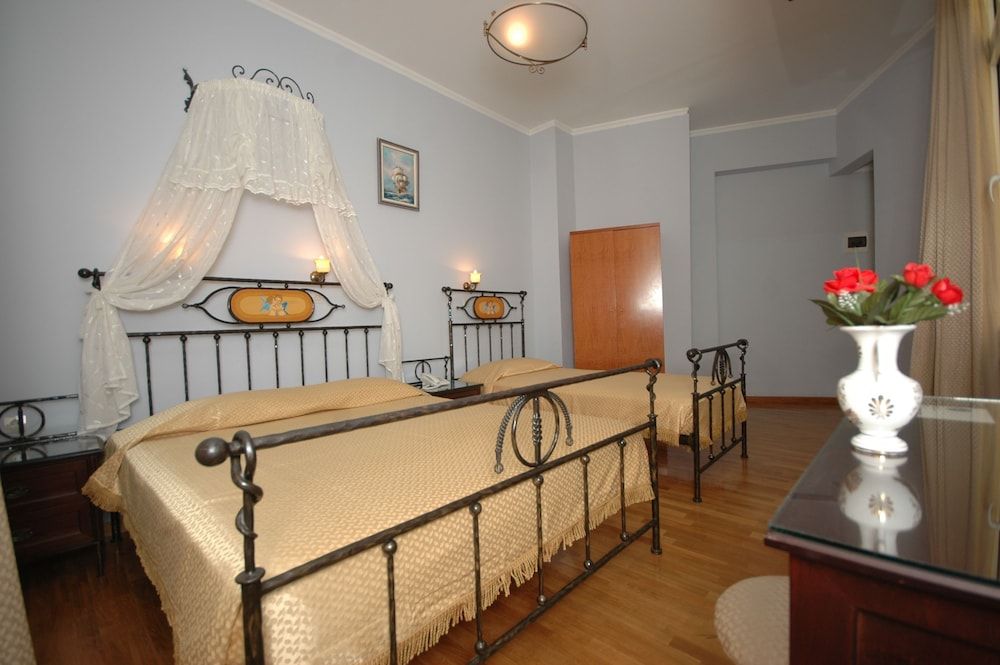 undefined Cecil Hotel 3