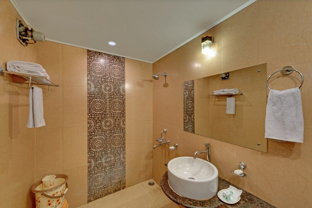 Hotel Suman Paradise  Luxury Room 3