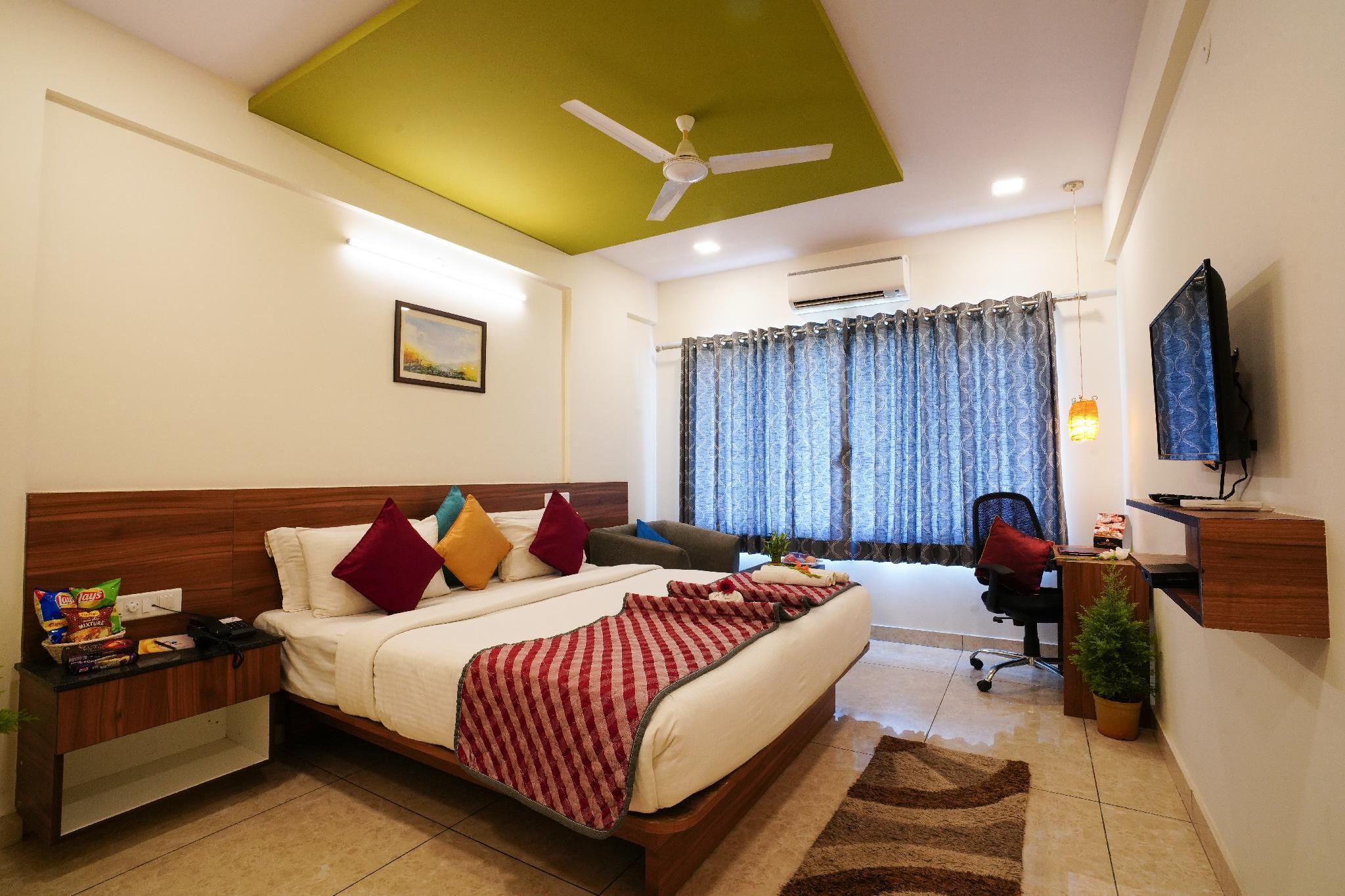 Executive Room