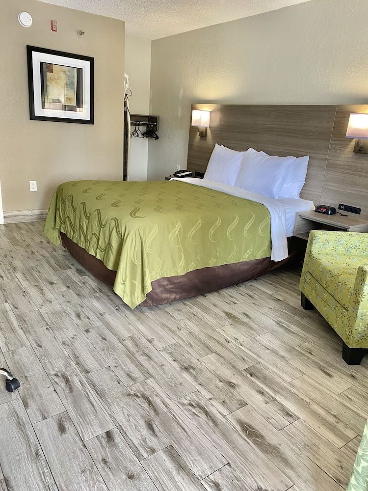 Room, 1 Queen Bed, Accessible, Non Smoking