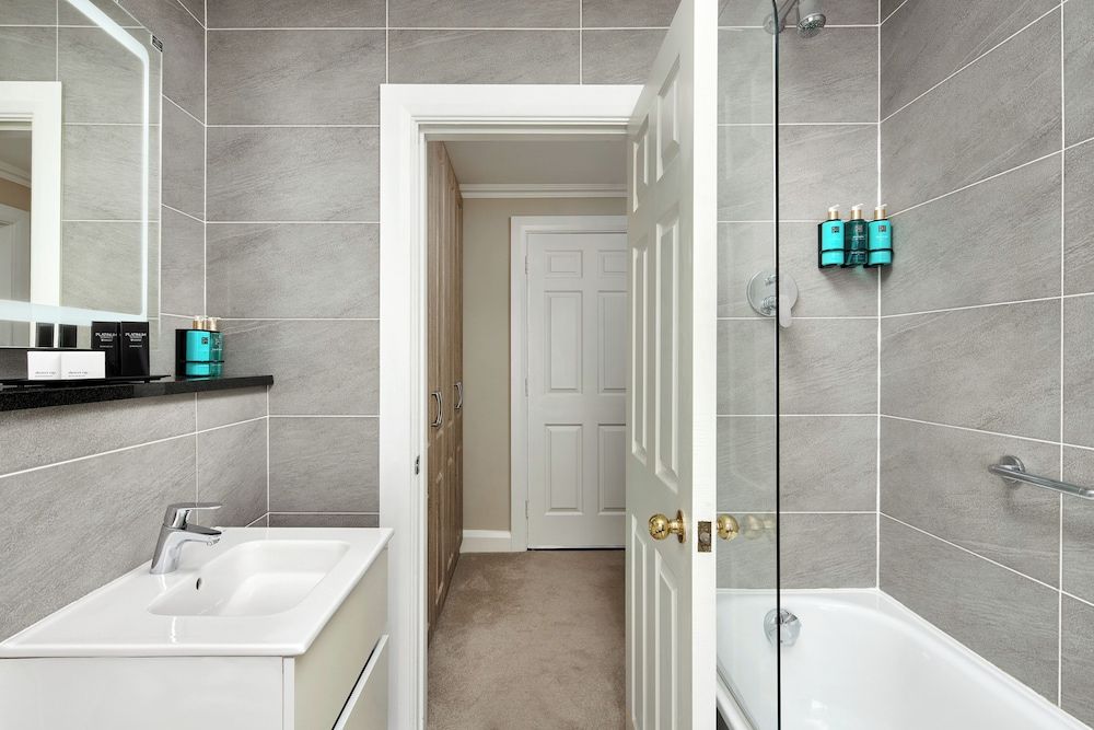 The Sandymount Hotel Double Room 7