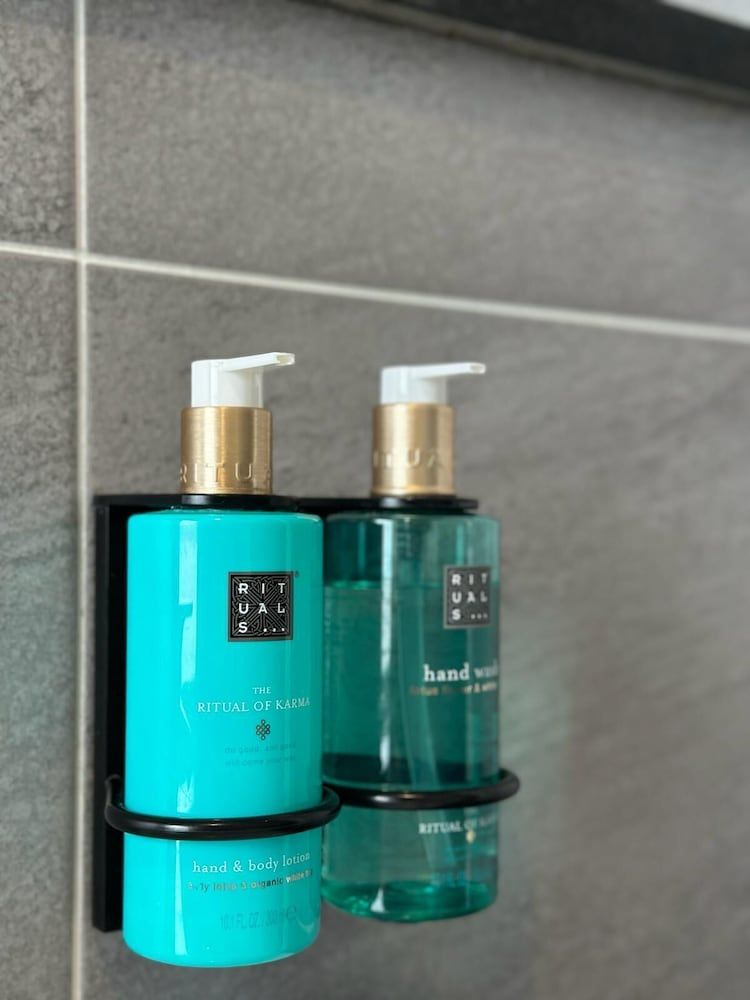 The Sandymount Hotel Double Room 5