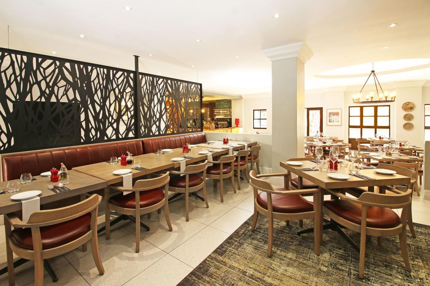 undefined Hollow on the Square Hotel and Suites 9